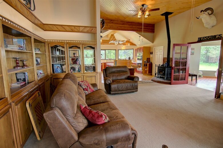 Bed & Breakfast Alaska's Heritage Lodge