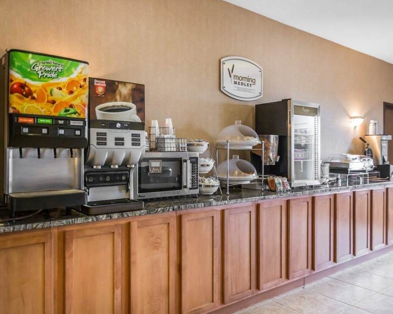 Hotel Rodeway Inn & Suites