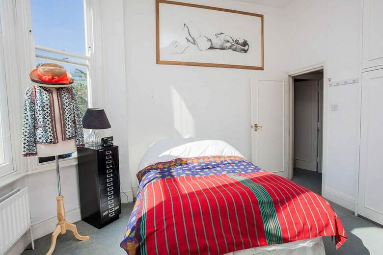 Beautiful And Light Chelsea 1 Bed Apartment