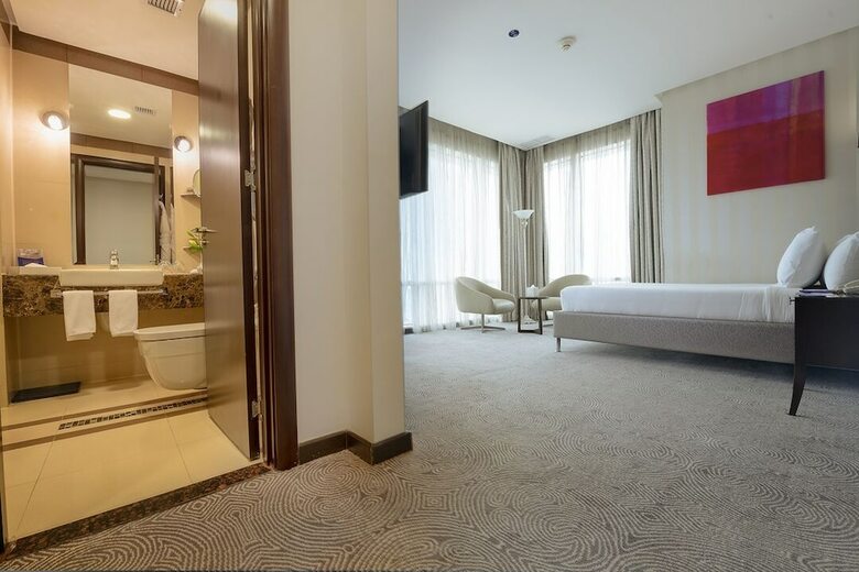 Grand Majestic Hotel