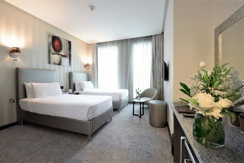 Grand Majestic Hotel