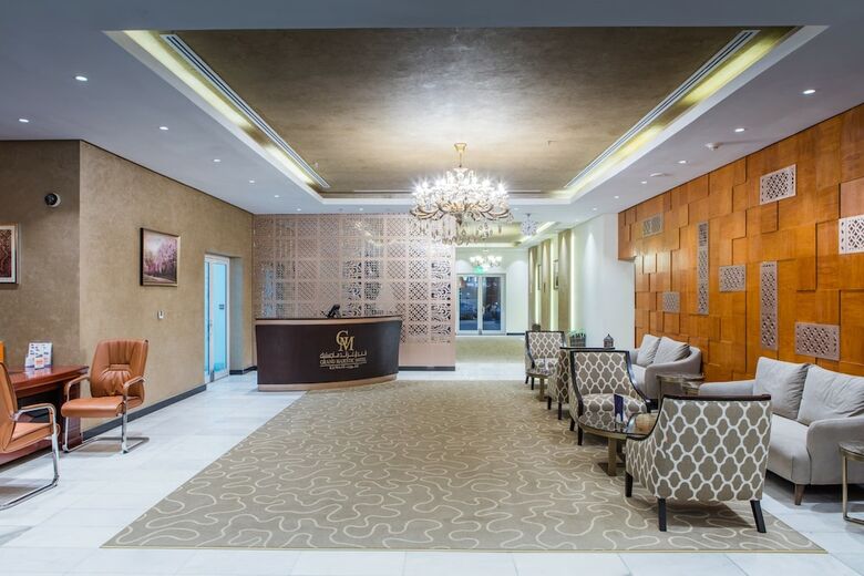 Grand Majestic Hotel
