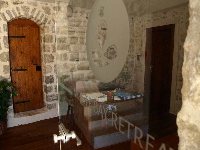 Hotel Monte Bay Retreat - Adult Only