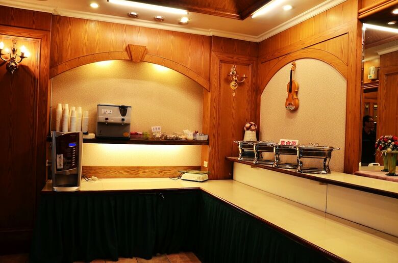 Family Hotel- Linsen