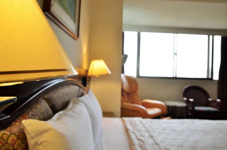 Family Hotel- Linsen