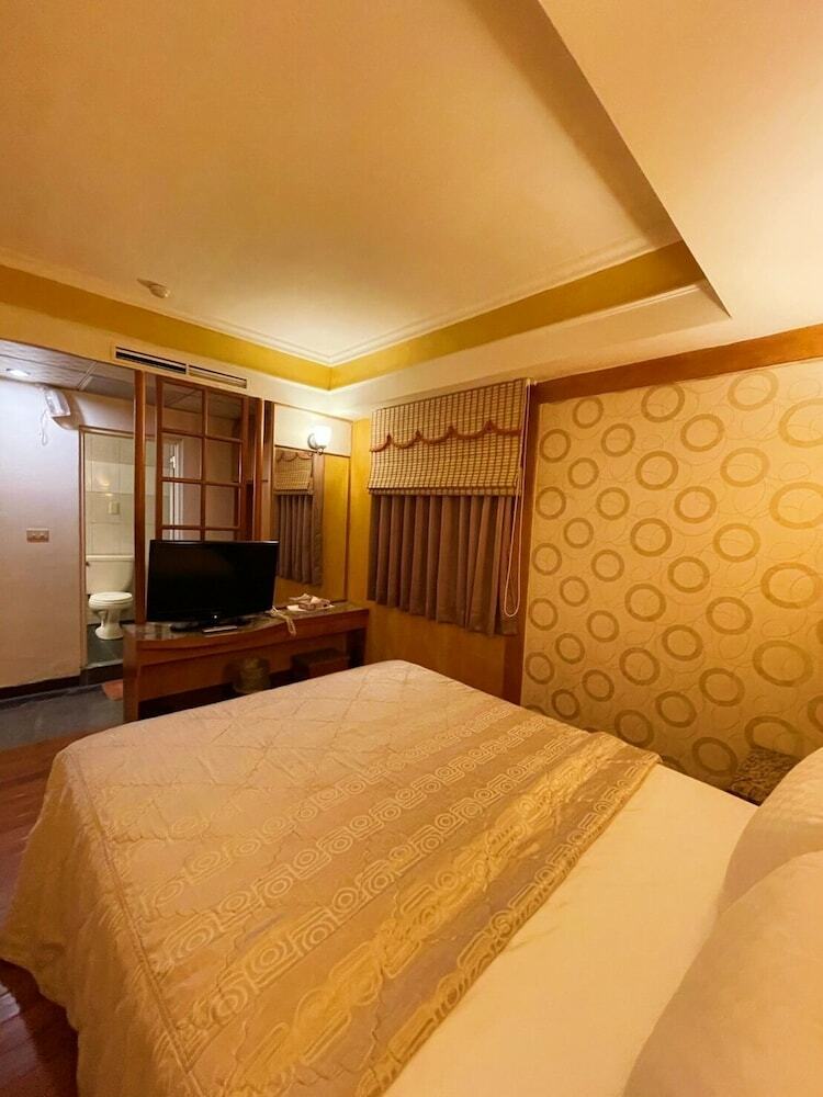 Family Hotel- Linsen