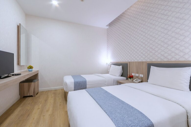 Leela Orchid Hotel