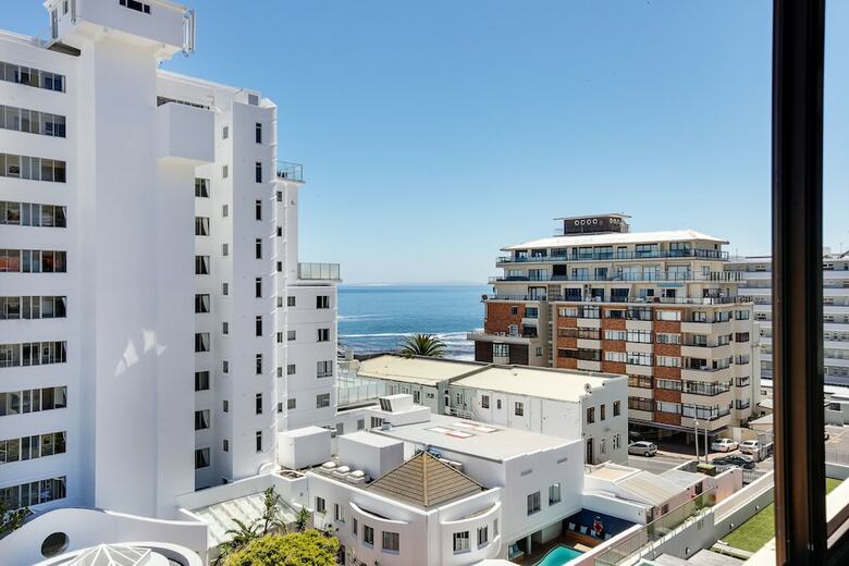 Altantic Apartment With Bantry Bay