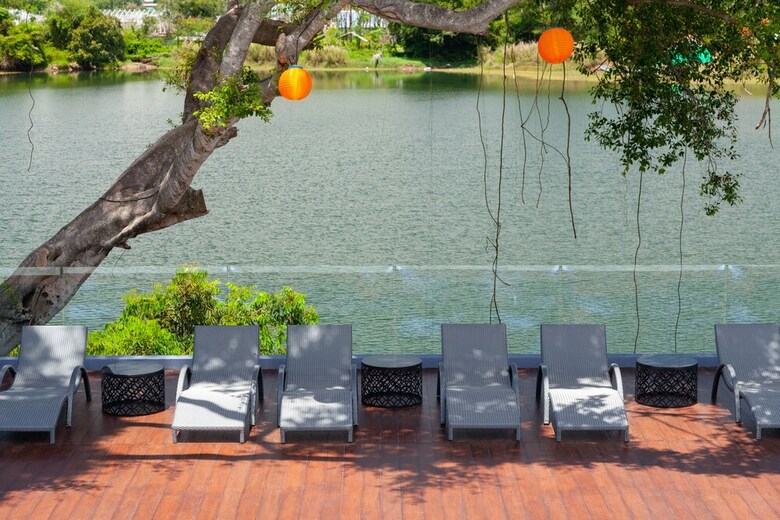 Hotel The Lake Chalong Resort