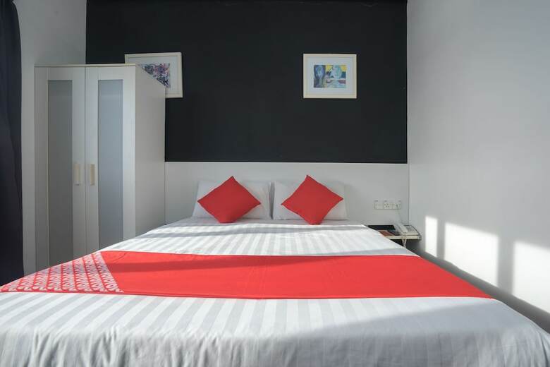 Oyo 752 Ridel Hotel Kota Bharu