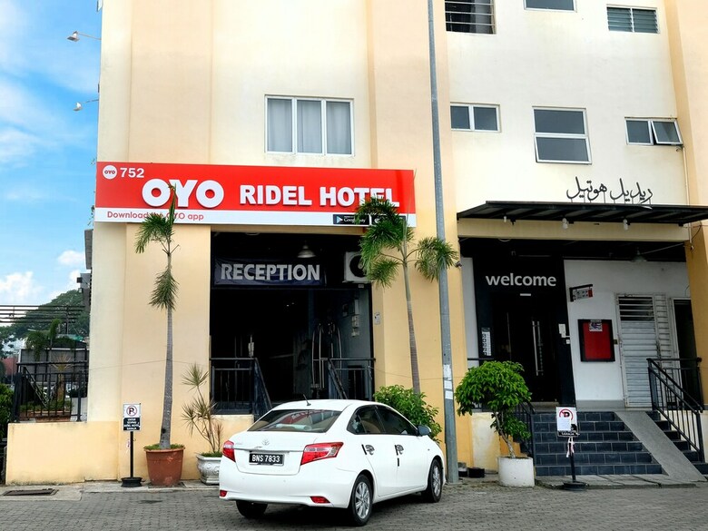 Oyo 752 Ridel Hotel Kota Bharu