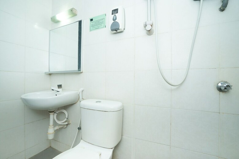 Oyo 752 Ridel Hotel Kota Bharu