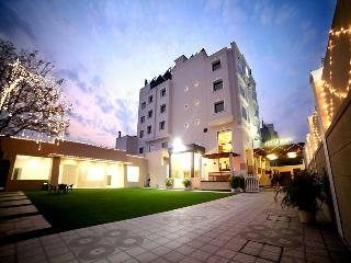 Hotel Comfort Inn M1