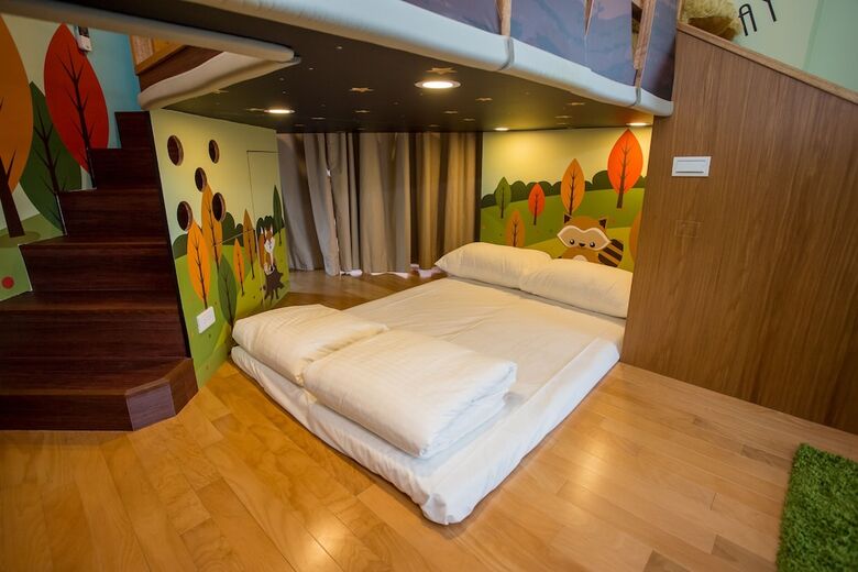 Pacific Hot Spring Hotel Green Bay(Newly Renovated)