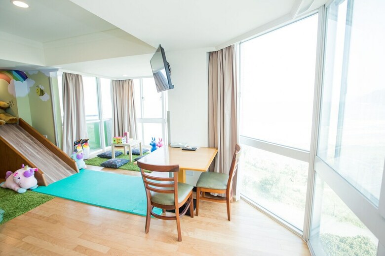 Pacific Hot Spring Hotel Green Bay(Newly Renovated)