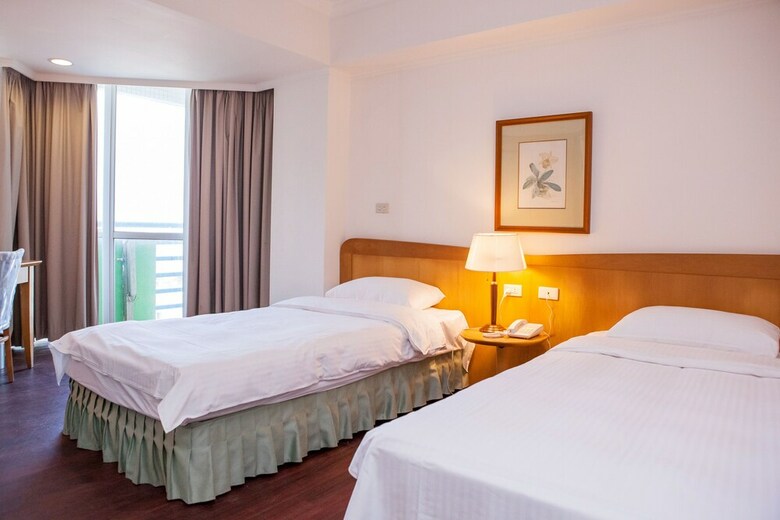 Pacific Hot Spring Hotel Green Bay(Newly Renovated)
