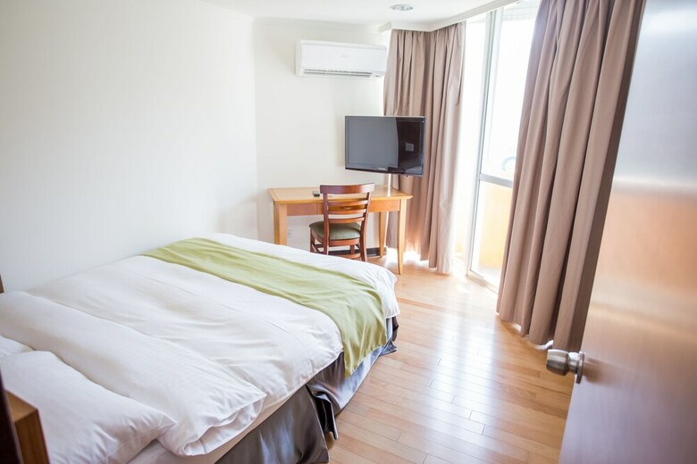 Pacific Hot Spring Hotel Green Bay(Newly Renovated)