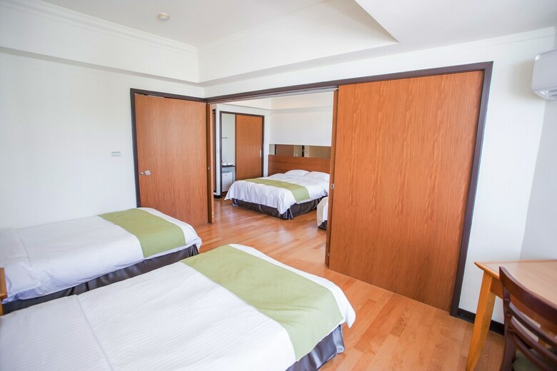 Pacific Hot Spring Hotel Green Bay(Newly Renovated)