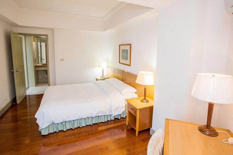 Pacific Hot Spring Hotel Green Bay(Newly Renovated)