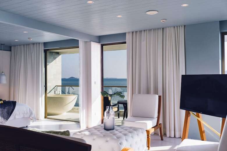 Hotel The Beach Samui