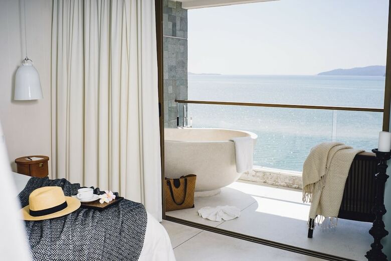 Hotel The Beach Samui