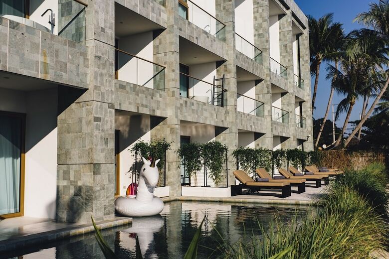 Hotel The Beach Samui