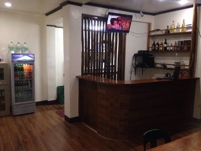 Lolo Bob's Bed And Breakfast