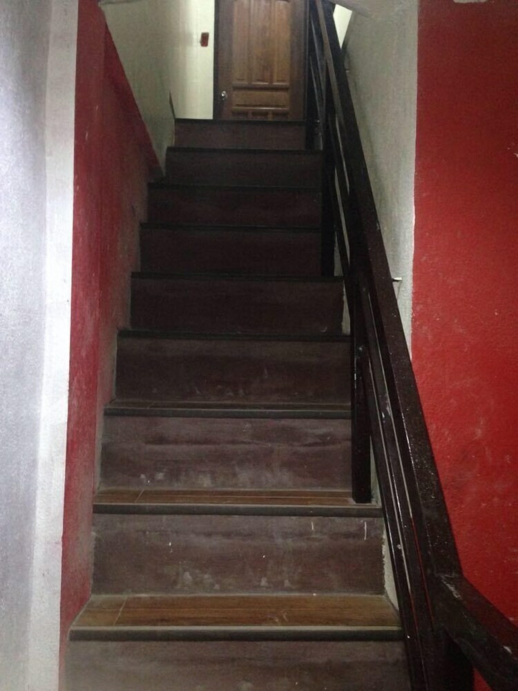 Lolo Bob's Bed And Breakfast