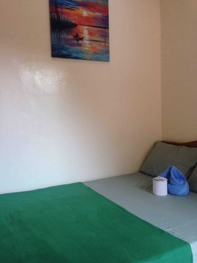 Lolo Bob's Bed And Breakfast