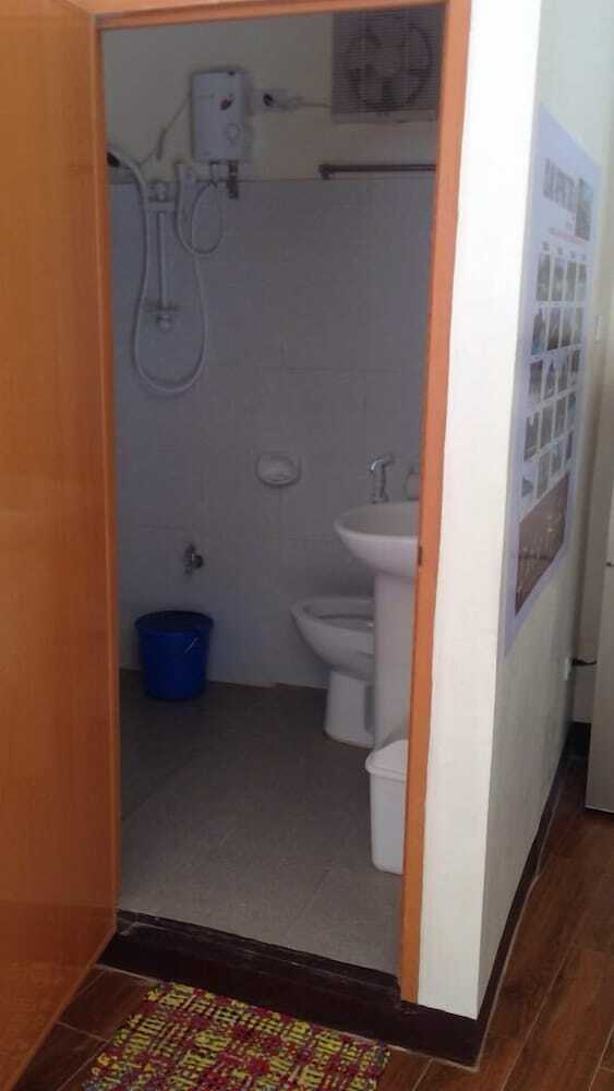 Lolo Bob's Bed And Breakfast