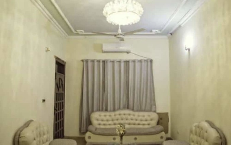 Hotel Luxurious Guest House