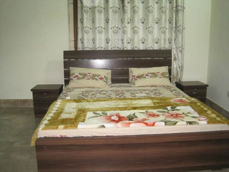 Hotel Luxurious Guest House