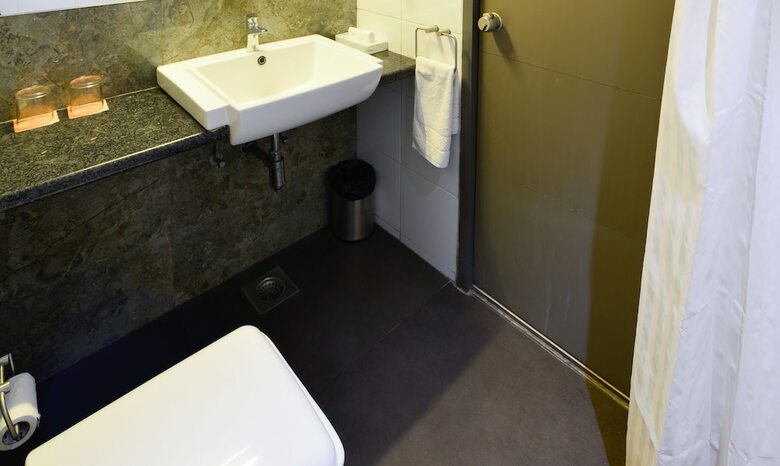 Hotel Treebo Swastik