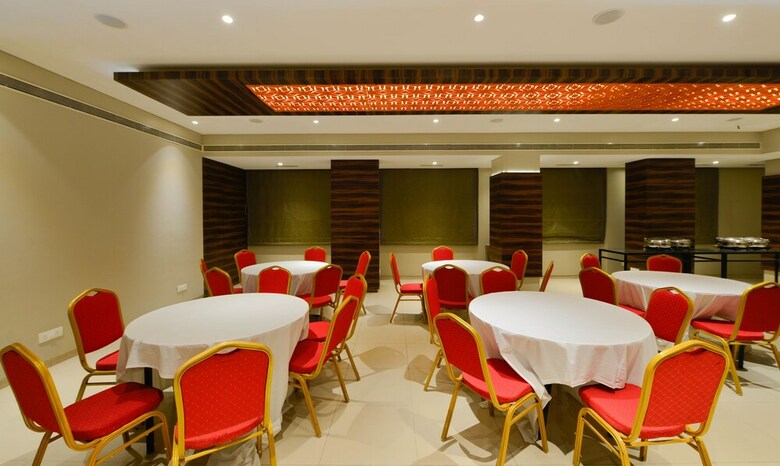 Hotel Treebo Swastik