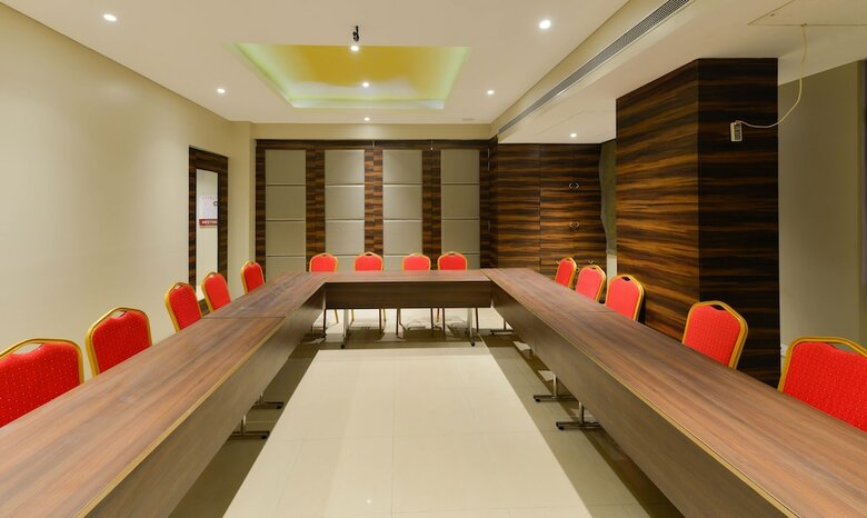 Hotel Treebo Swastik