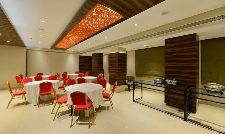 Hotel Treebo Swastik