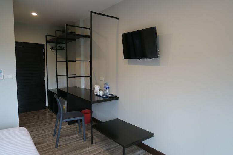 Good Morning Hotel At Takuapa