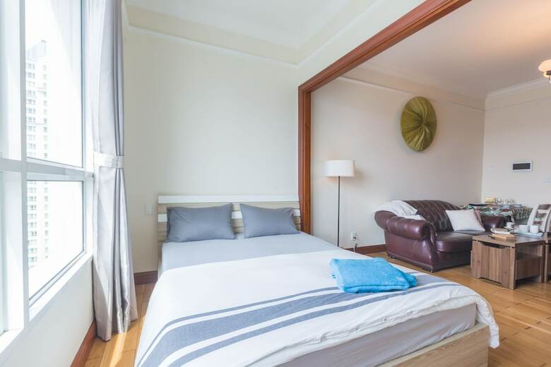 The Manor Luxury 1br Apartment Center