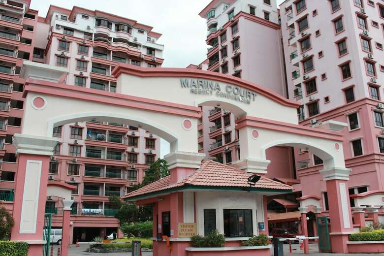 Ideal Holiday Apartment Marina Court