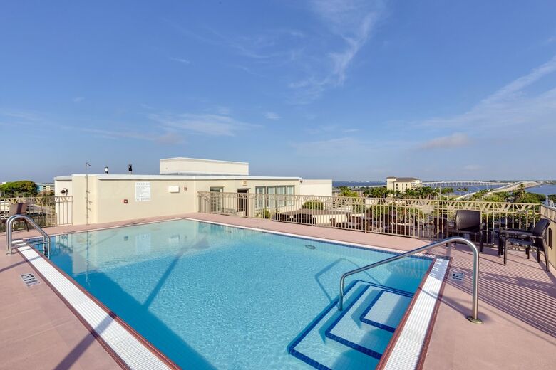 Wyvern Hotel, Ascend Hotel Collection