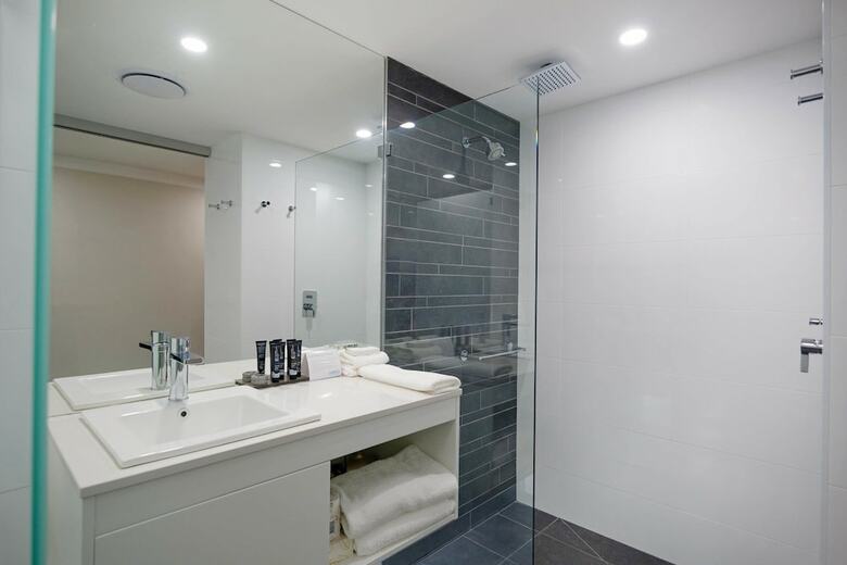 Mantra Albury Hotel