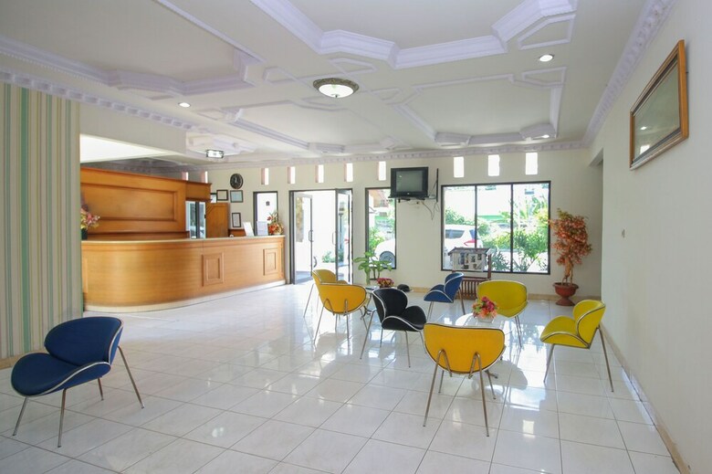 Hotel Airy Besusu Timur Mangunsarkoro 21 Palu