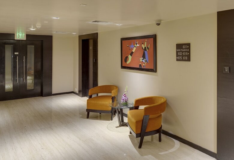 Svelte Hotel & Personal Suites