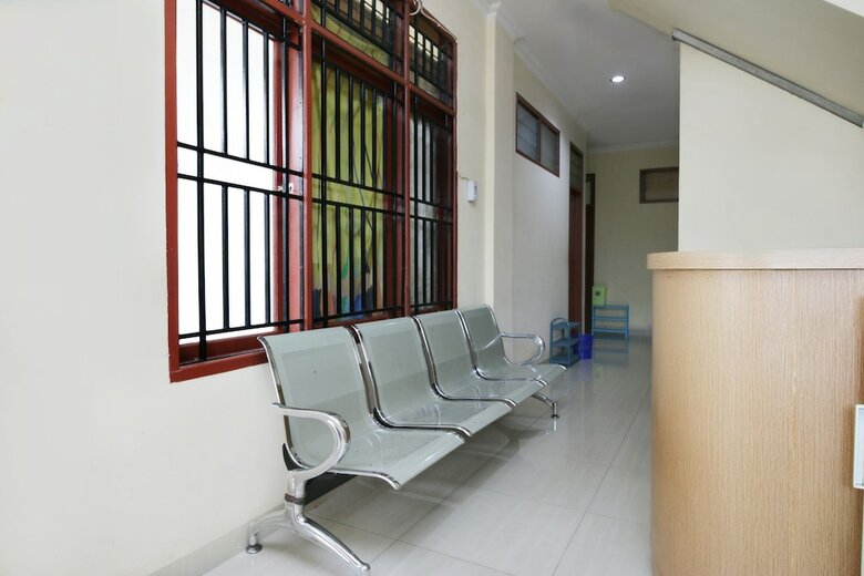 Hotel Airy Eco Ratu Indah Mawas Lima 2 Makassar