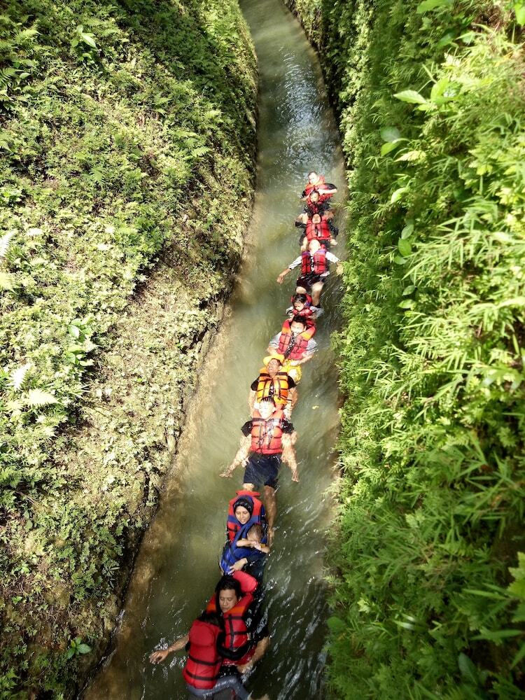 Hotel Hau Eco Lodges Citumang