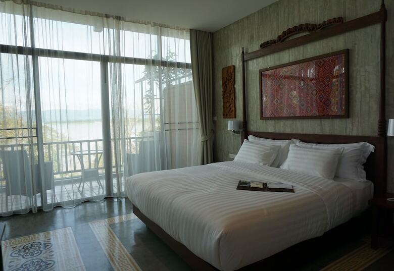 Hotel Bansaeo Garden And Resort