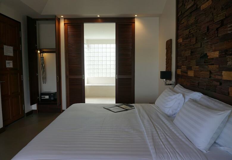 Hotel Bansaeo Garden And Resort