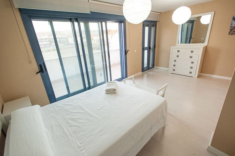 Apartamentos Livingtarifa - Techos Azules