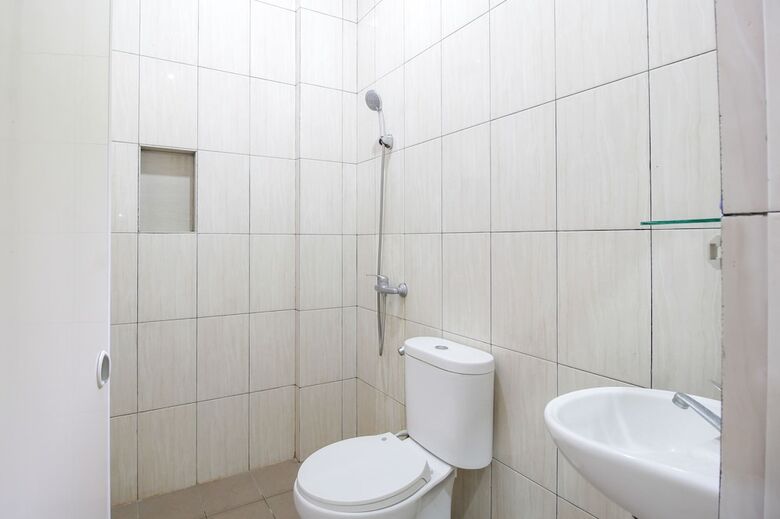 Hotel Airy Eco Medan Baru Sei Muara 27