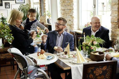 Hotel R�merhof Mit Restaurant Novelli